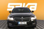 Musta Farmari, Skoda Superb – IRK-781, kuva 2