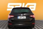 Musta Farmari, Skoda Superb – IRK-781, kuva 7