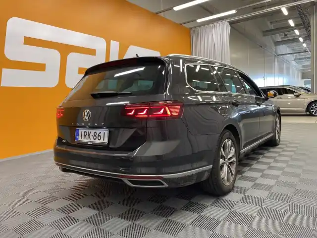 Harmaa Farmari, Volkswagen Passat – IRK-861