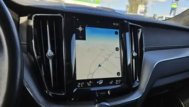 Musta Maastoauto, Volvo XC60 – IRL-388