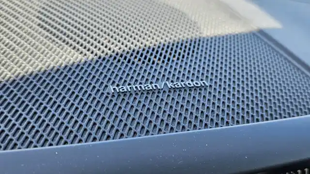 Musta Maastoauto, Volvo XC60 – IRL-388
