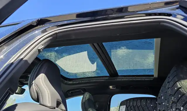 Musta Maastoauto, Volvo XC60 – IRL-388