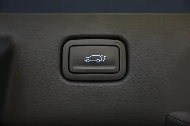 Sininen Maastoauto, Hyundai KONA Electric – IRN-547