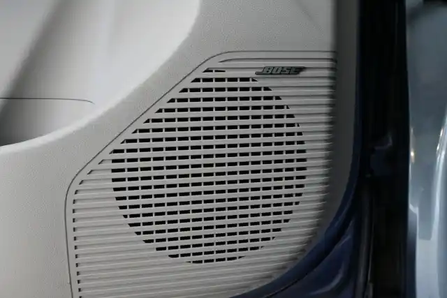 Sininen Maastoauto, Hyundai KONA Electric – IRN-547