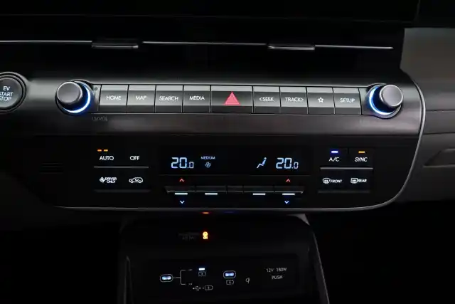 Sininen Maastoauto, Hyundai KONA Electric – IRN-547