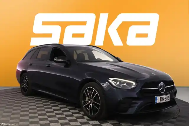 Sininen Farmari, Mercedes-Benz E – IRN-606