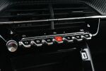 Harmaa Maastoauto, Peugeot e-2008 – IRO-180, kuva 26