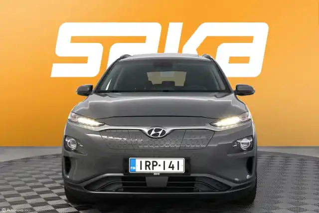 Harmaa Maastoauto, Hyundai Kona Electric – IRP-141