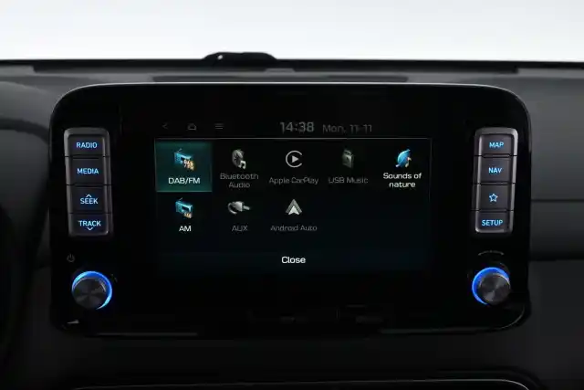 Harmaa Maastoauto, Hyundai Kona Electric – IRP-141