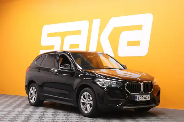 Musta Maastoauto, BMW X1 – IRR-472