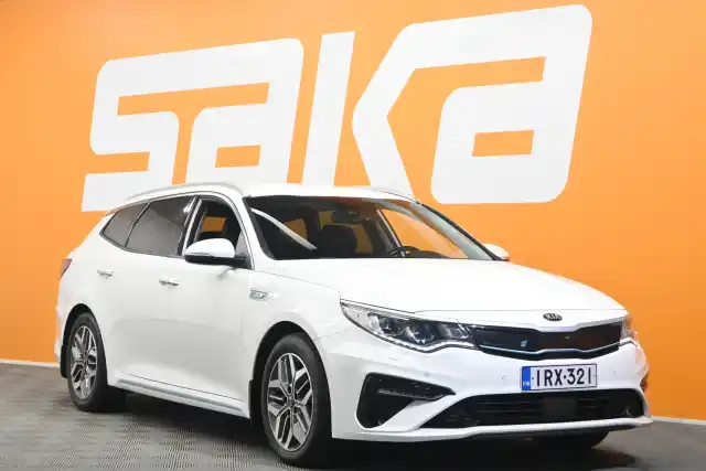 Valkoinen Farmari, Kia Optima – IRX-321