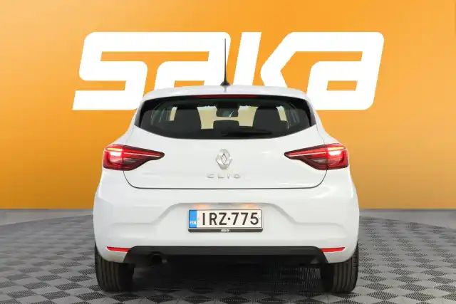 Valkoinen Viistoperä, Renault Clio – IRZ-775