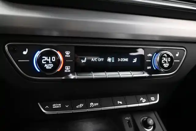Valkoinen Maastoauto, Audi Q5 – ISB-734