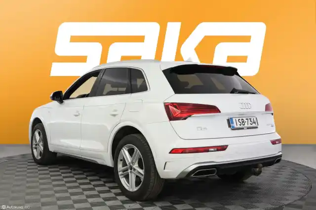 Valkoinen Maastoauto, Audi Q5 – ISB-734