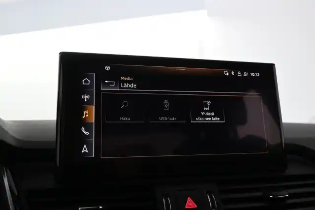 Valkoinen Maastoauto, Audi Q5 – ISB-734