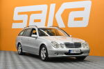 Harmaa Henkilöauto, Mercedes-Benz E – ISI-604, kuva 1