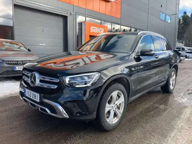 Musta Maastoauto, Mercedes-Benz GLC – ISZ-281