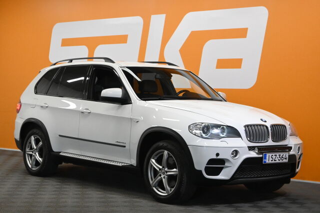 Valkoinen Maastoauto, BMW X5 – ISZ-364