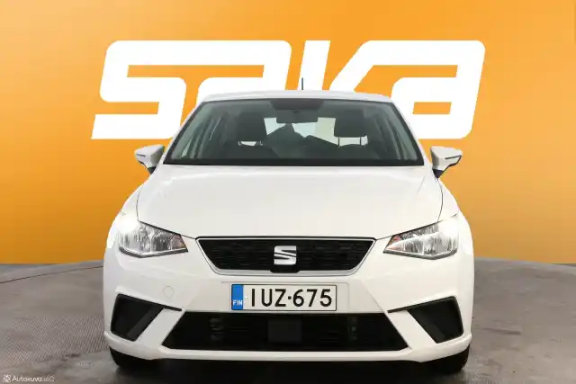 Valkoinen Viistoperä, Seat Ibiza – IUZ-675