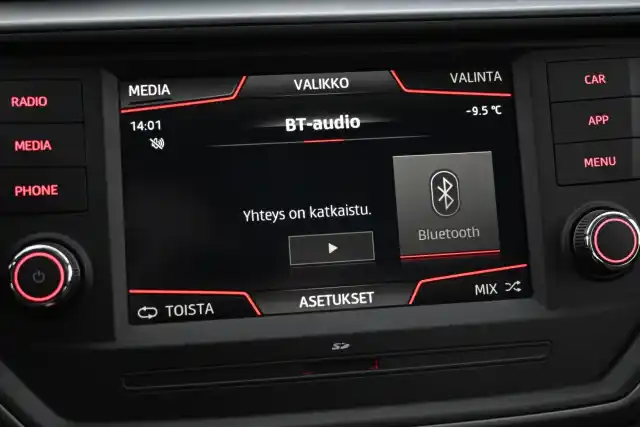 Valkoinen Viistoperä, Seat Ibiza – IUZ-675