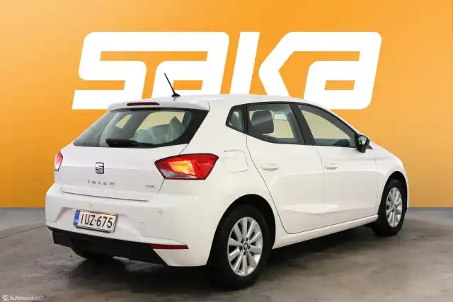 Valkoinen Viistoperä, Seat Ibiza – IUZ-675