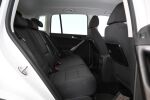 Valkoinen Maastoauto, Volkswagen Tiguan – IXE-408, kuva 11