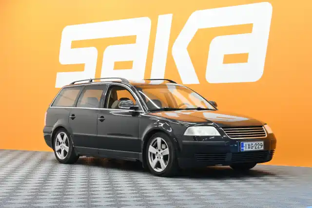 Musta Farmari, Volkswagen Passat Variant – IXG-229