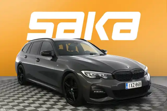 Harmaa Farmari, BMW 320 – IXZ-868