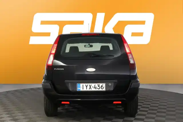 Musta Tila-auto, Ford Fusion – IYX-436