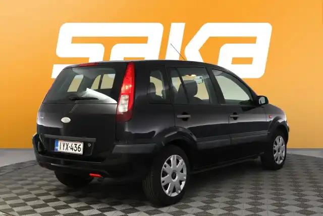Musta Tila-auto, Ford Fusion – IYX-436