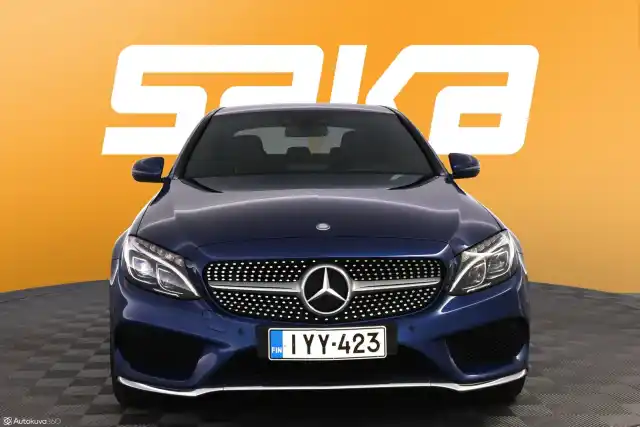 Sininen Sedan, Mercedes-Benz C – IYY-423