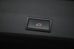 Punainen Maastoauto, Seat Ateca – IYZ-951, kuva 30