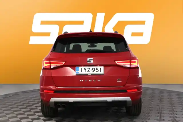 Punainen Maastoauto, Seat Ateca – IYZ-951