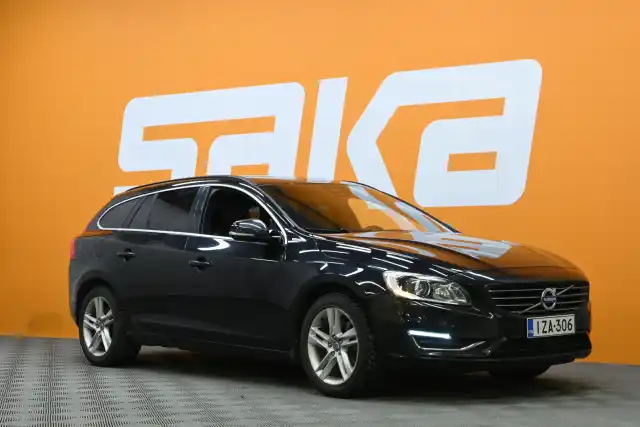 Musta Farmari, Volvo V60 – IZA-306