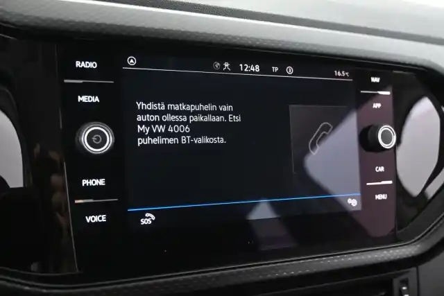 Oranssi Maastoauto, Volkswagen T-Cross – IZB-953