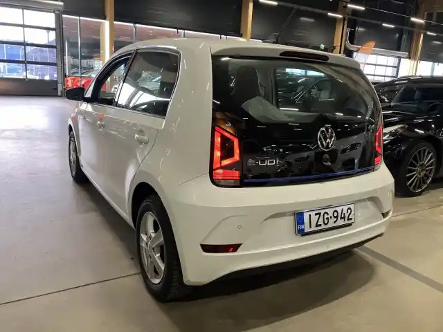 Valkoinen Viistoperä, Volkswagen up! – IZG-942