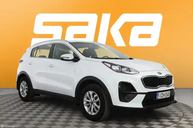 Valkoinen Maastoauto, Kia Sportage – IZH-245