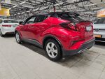 Punainen Maastoauto, Toyota C-HR – IZI-295, kuva 4