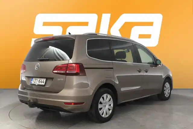 Ruskea (beige) Tila-auto, Volkswagen Sharan – IZI-644