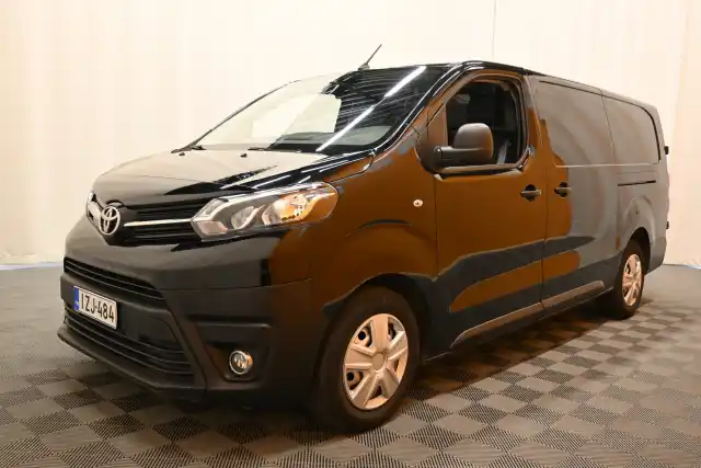 Musta Pakettiauto, Toyota Proace – IZJ-484