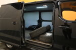 Musta Pakettiauto, Toyota Proace – IZJ-484, kuva 11