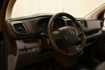 Musta Pakettiauto, Toyota Proace – IZJ-484, kuva 14