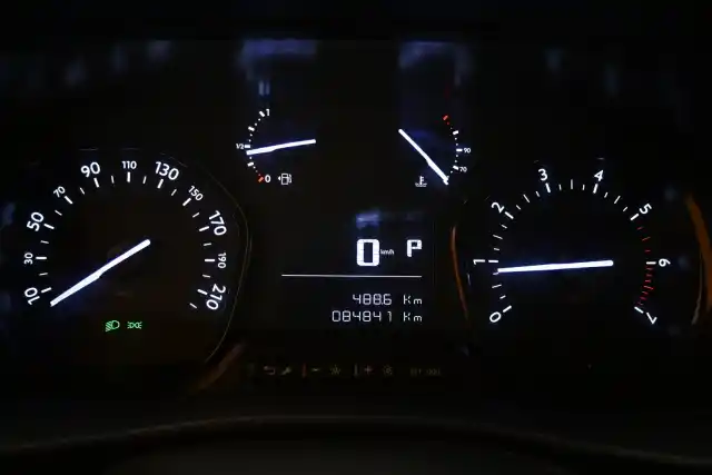 Musta Pakettiauto, Toyota Proace – IZJ-484