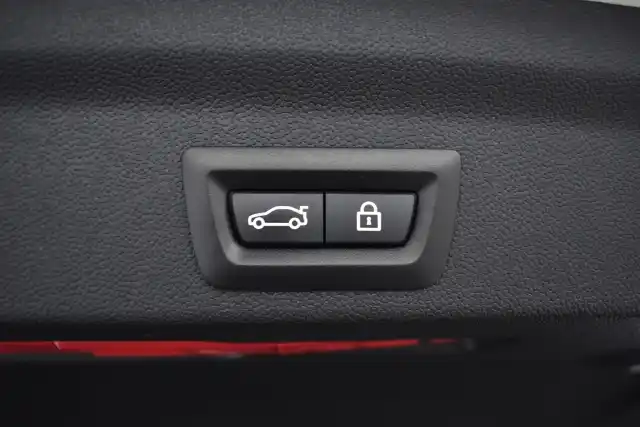 Harmaa Maastoauto, Mini Countryman – IZJ-795