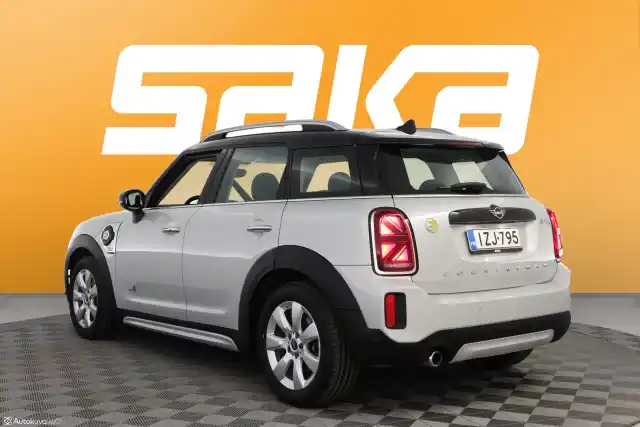 Harmaa Maastoauto, Mini Countryman – IZJ-795