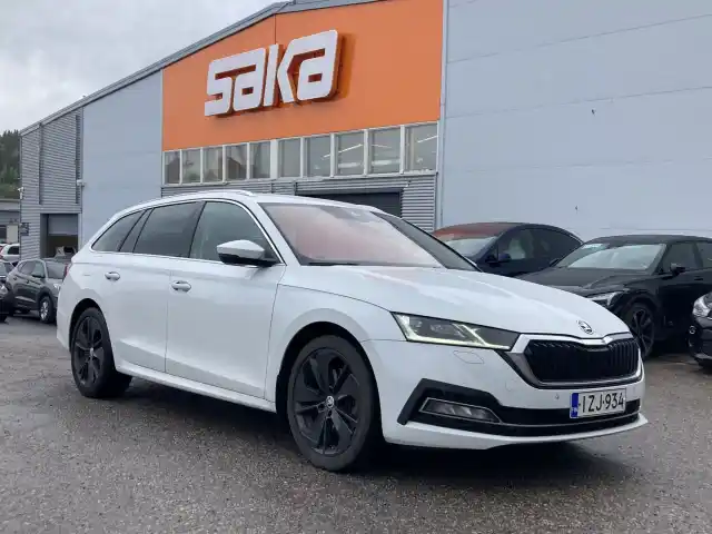 Valkoinen Farmari, Skoda Octavia – IZJ-934