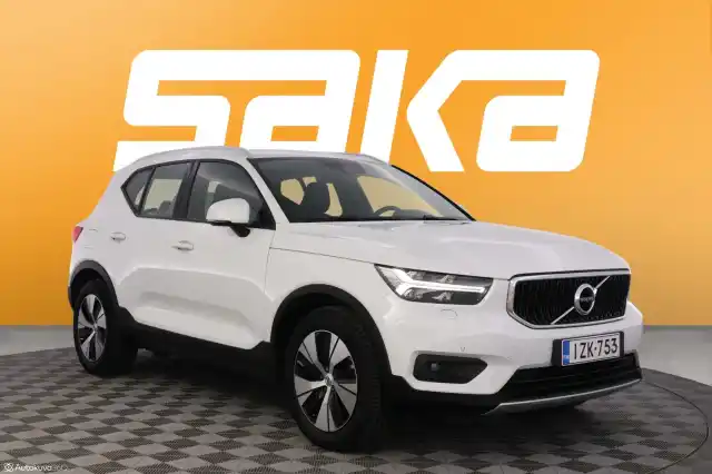 Valkoinen Maastoauto, Volvo XC40 – IZK-753