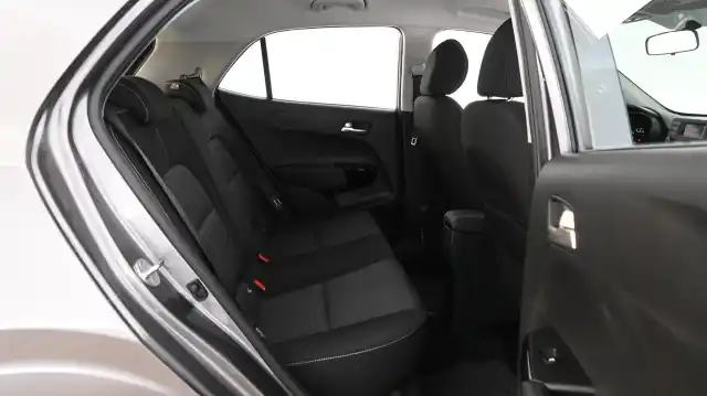 Harmaa Viistoperä, Kia Picanto – IZL-486