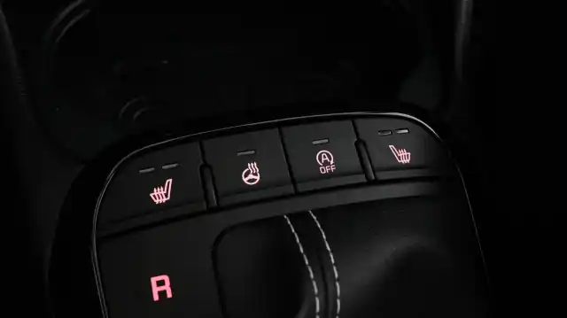 Harmaa Viistoperä, Kia Picanto – IZL-486