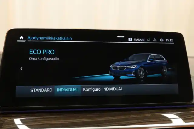 Sininen Farmari, BMW 520 – IZM-472